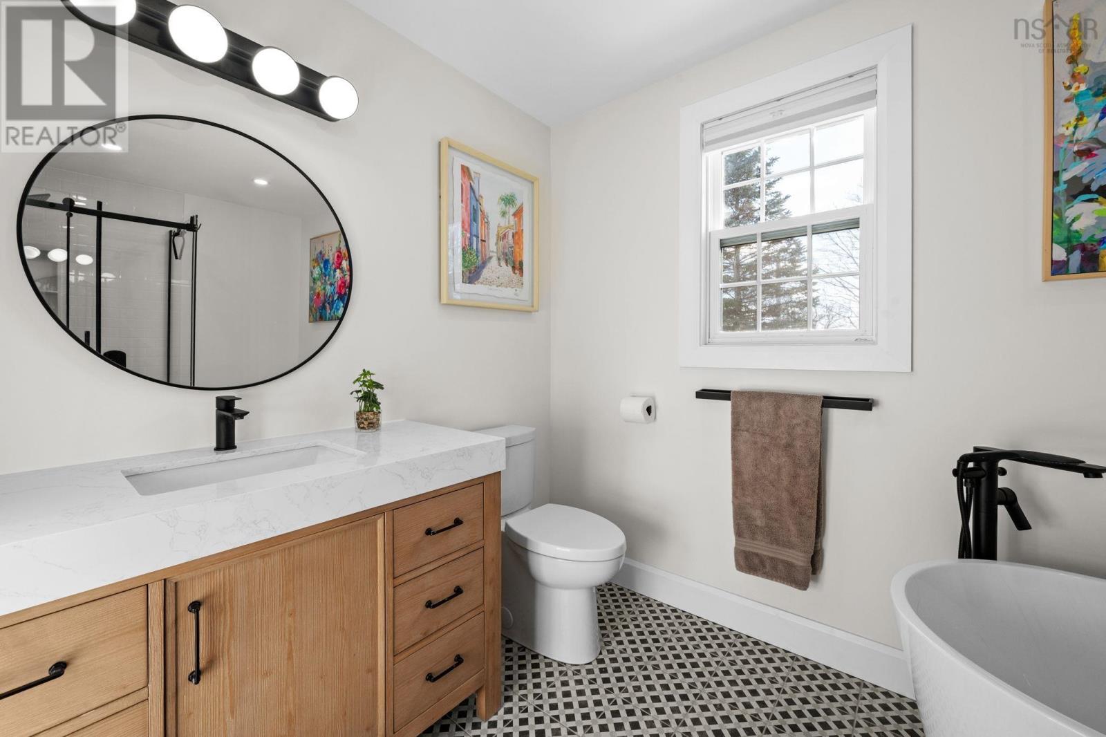 523 Francklyn Street — photo 35