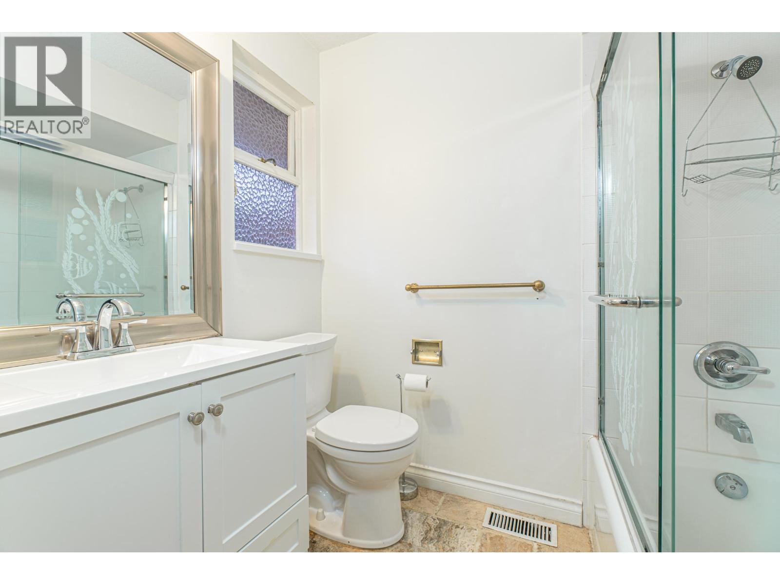 5725 CRANLEY DRIVE, West Vancouver