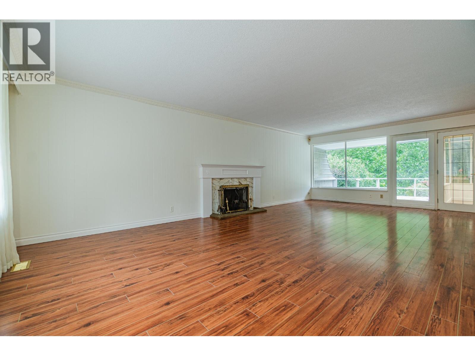 5725 CRANLEY DRIVE, West Vancouver