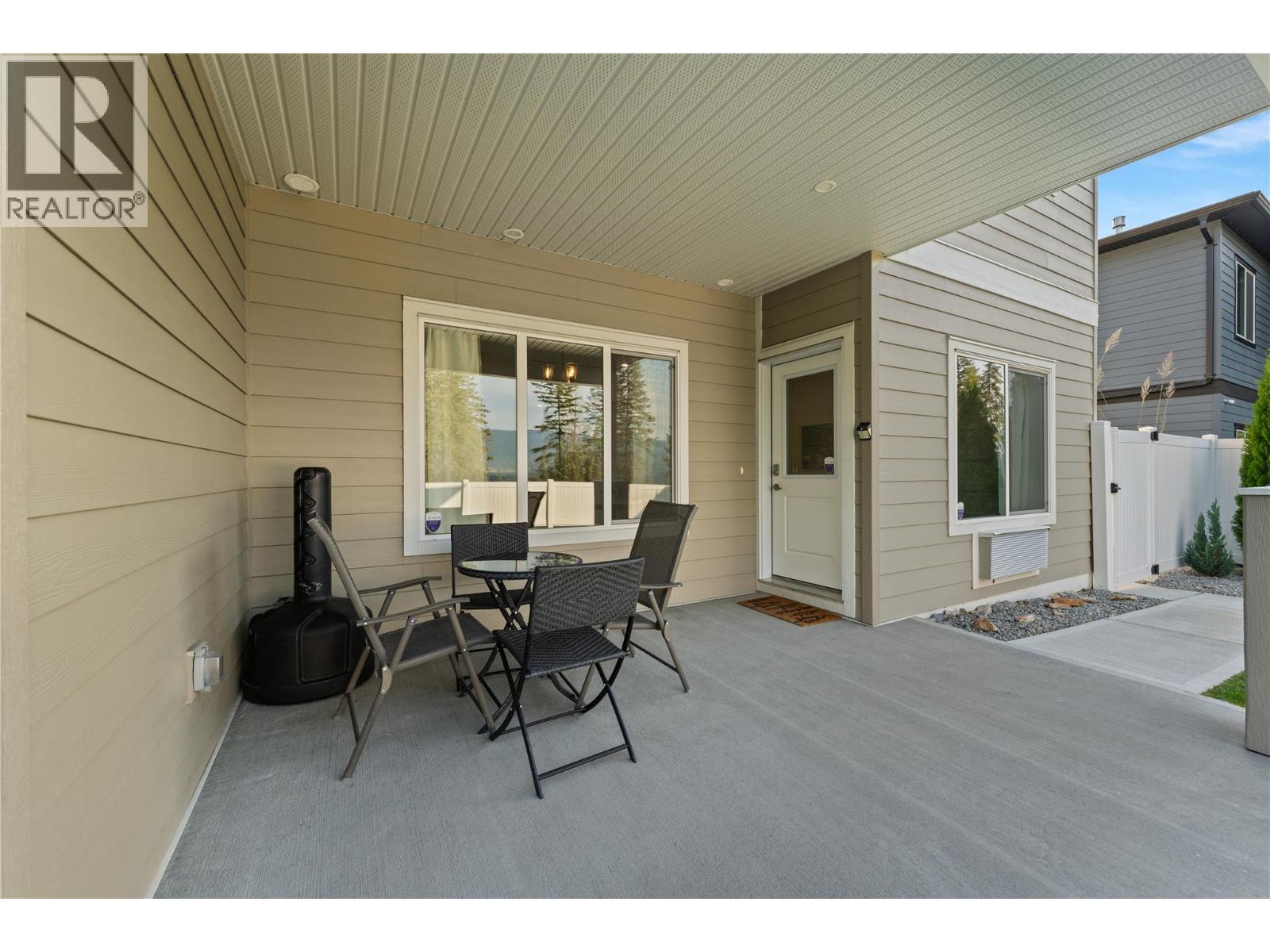 12 3820 20th Street Northeast, Salmon Arm
