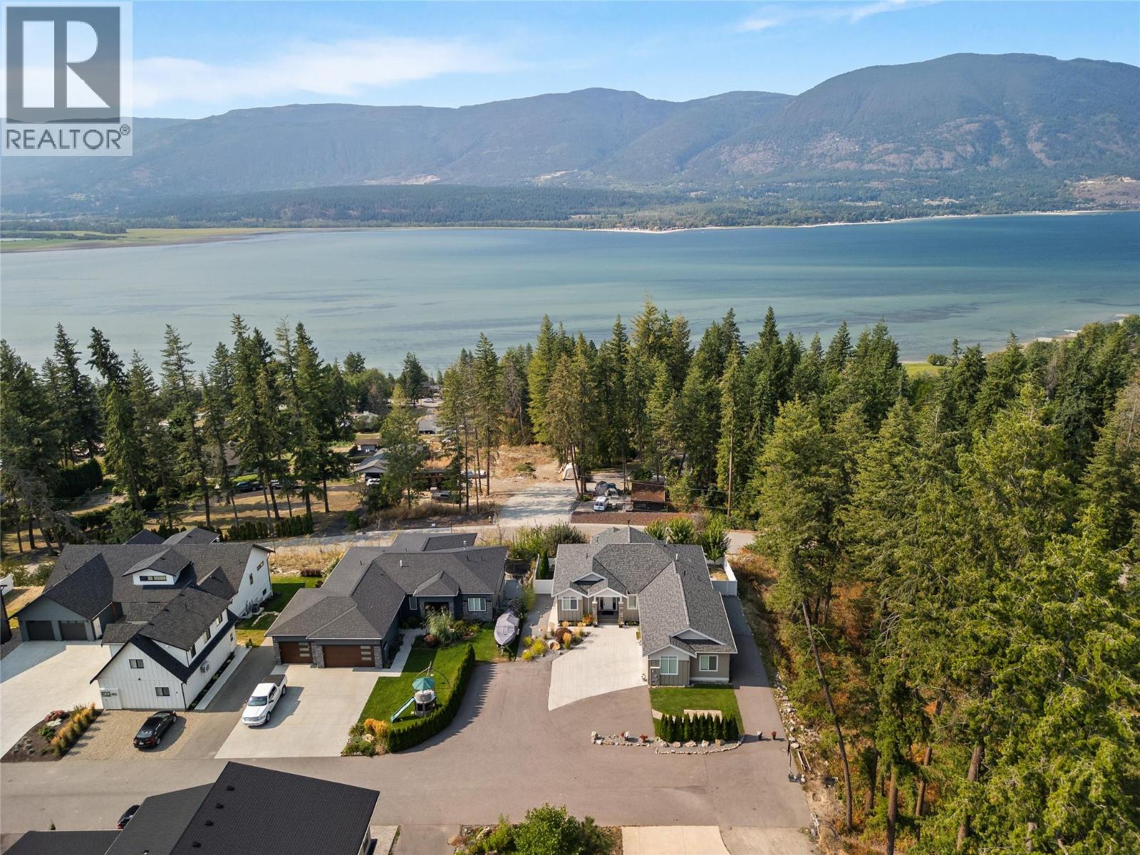 12 3820 20th Street Northeast, Salmon Arm