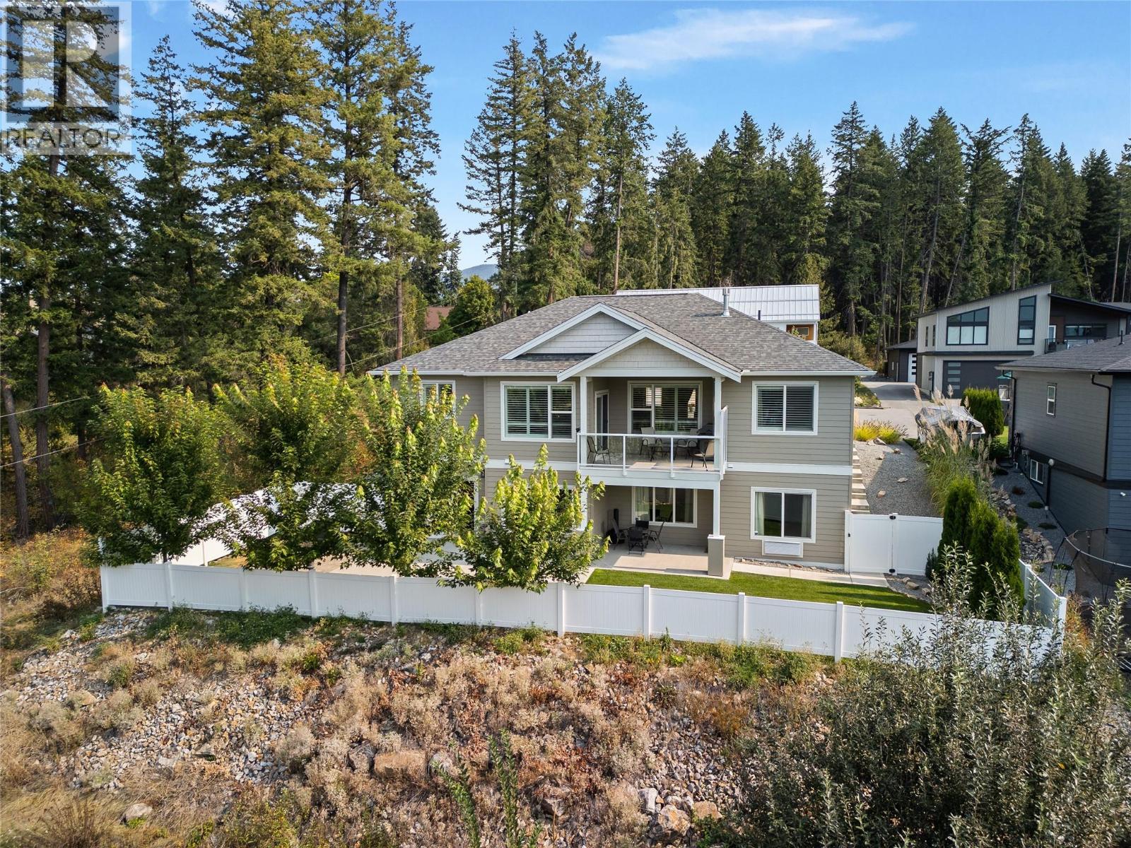 12 3820 20th Street Northeast, Salmon Arm