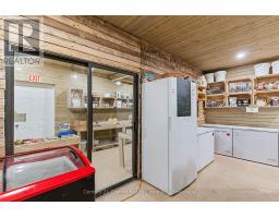 9734 Highway 118 W, Algonquin Highlands, ON K0M1J2 Photo 10