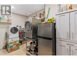9734 Highway 118 W, Algonquin Highlands, ON K0M1J2 Photo 13