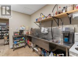 9734 Highway 118 W, Algonquin Highlands, ON K0M1J2 Photo 17