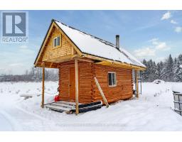 9734 Highway 118 W, Algonquin Highlands, ON K0M1J2 Photo 15