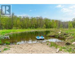 9734 Highway 118 W, Algonquin Highlands, ON K0M1J2 Photo 8
