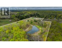 9734 Highway 118 W, Algonquin Highlands, ON K0M1J2 Photo 11