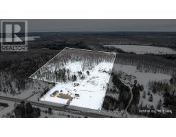 9734 Highway 118 W, Algonquin Highlands, ON K0M1J2 Photo 6