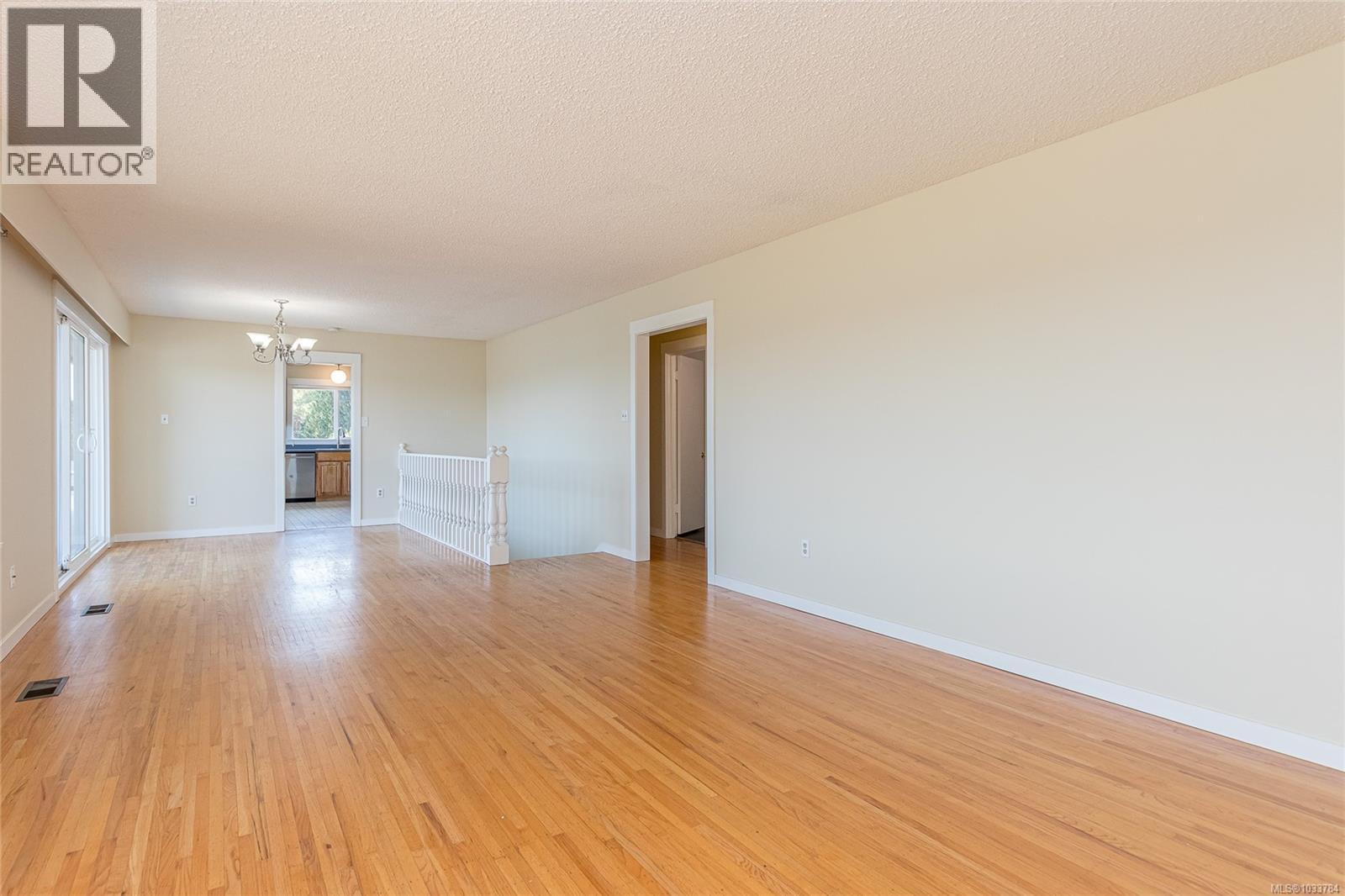 15 Cilaire Dr - 12