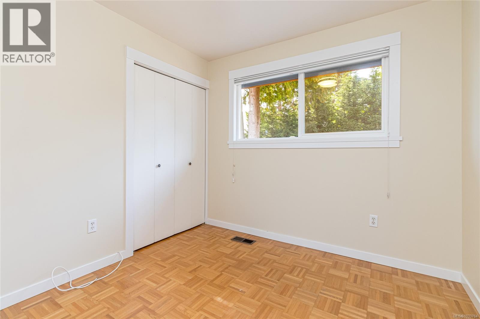 15 Cilaire Dr - 25