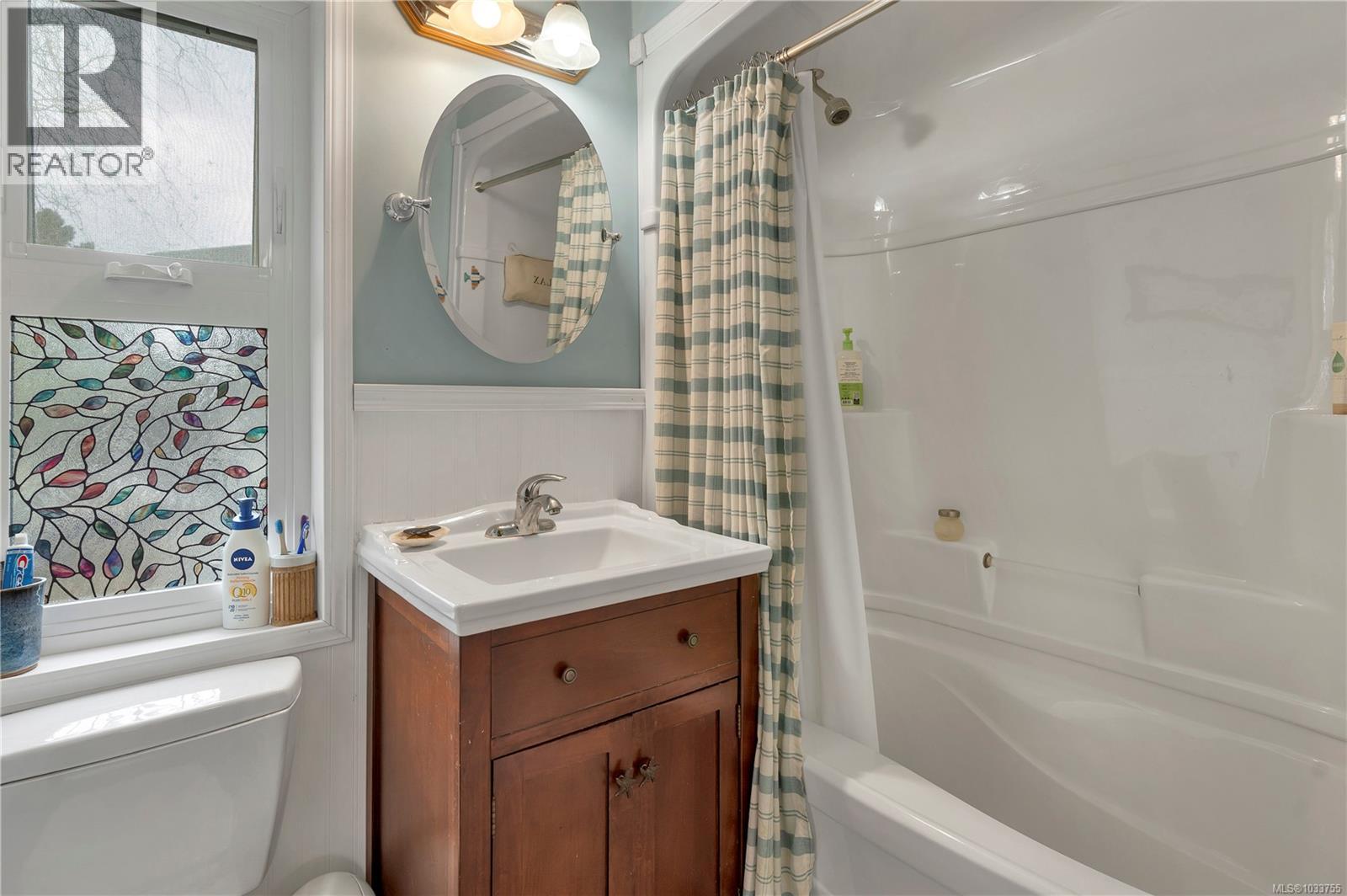 810 Shellbourne Blvd - 26