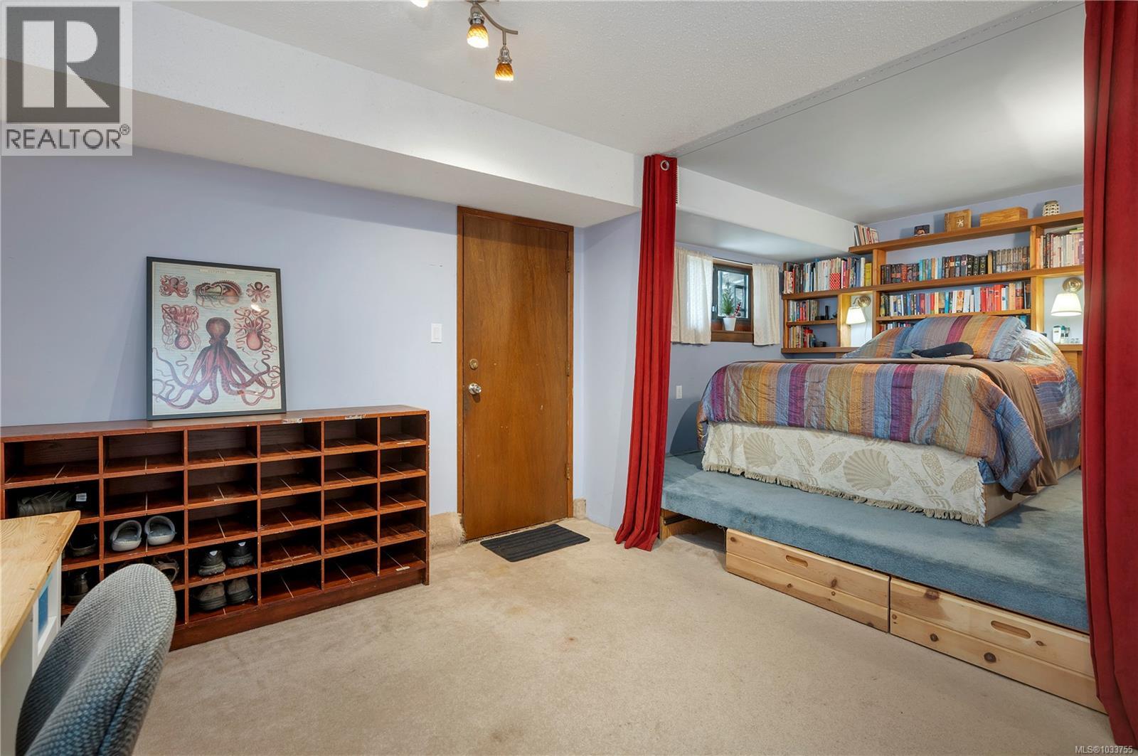 810 Shellbourne Blvd - 31