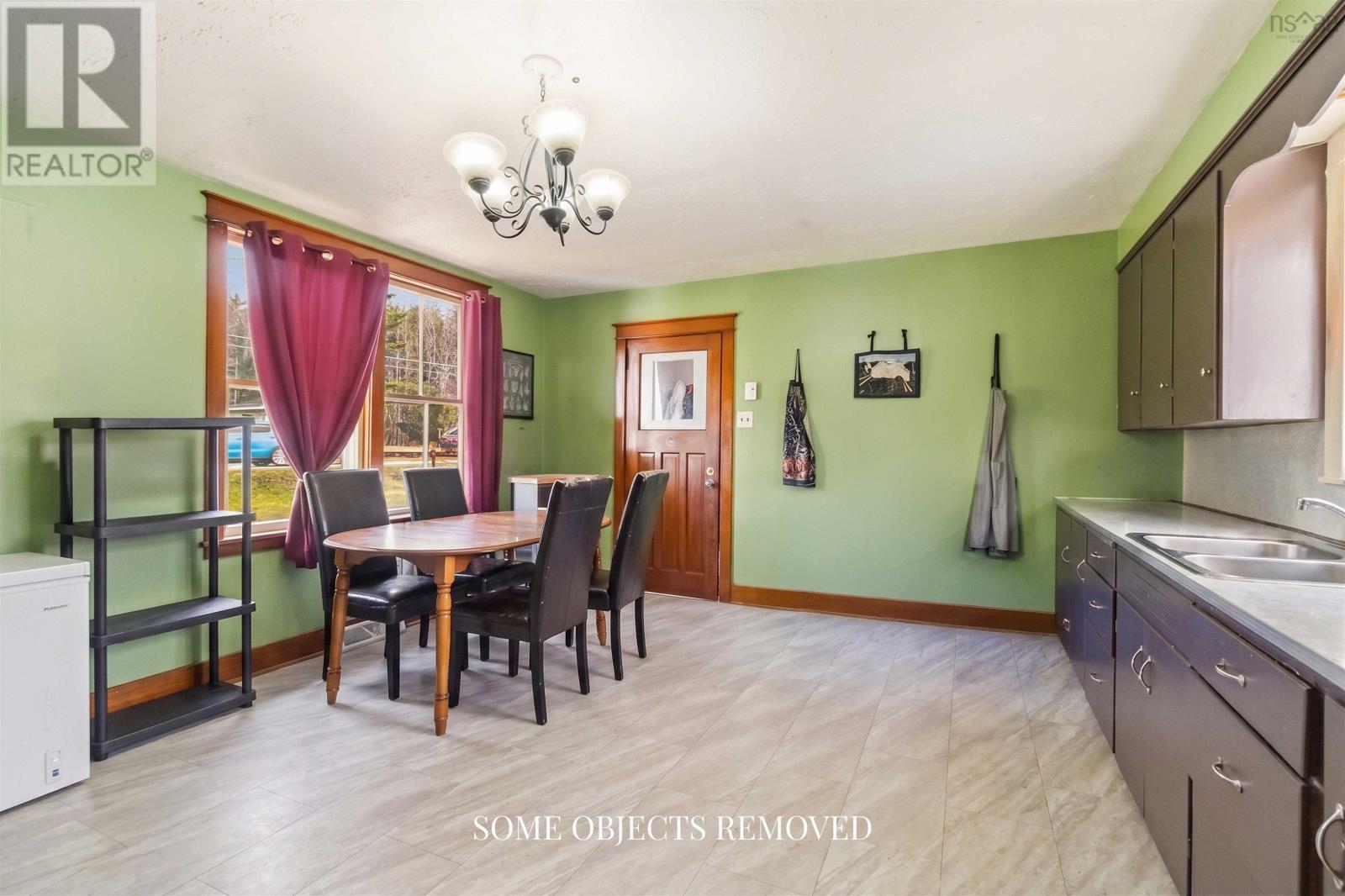 Property 10 of 38 of 2459 Highway 325