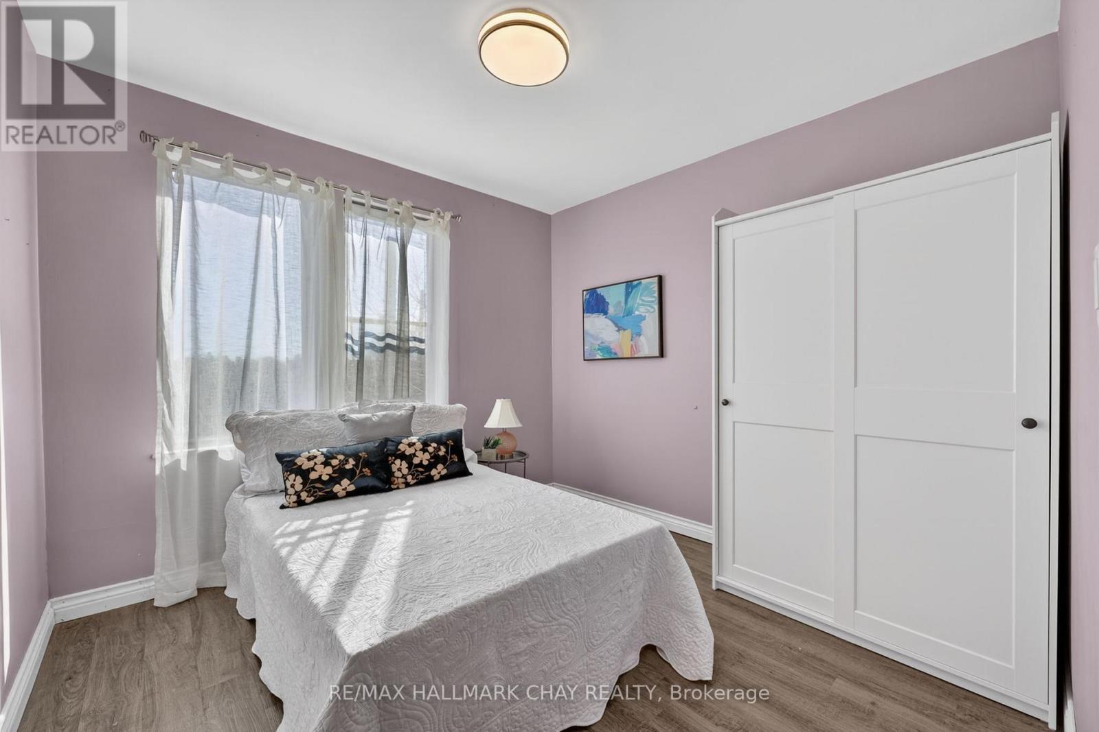 78 CLOVELLY AVENUE - 23