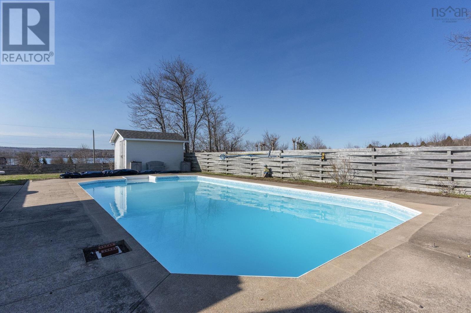 Property 27 of 35 of 29 Queen Street