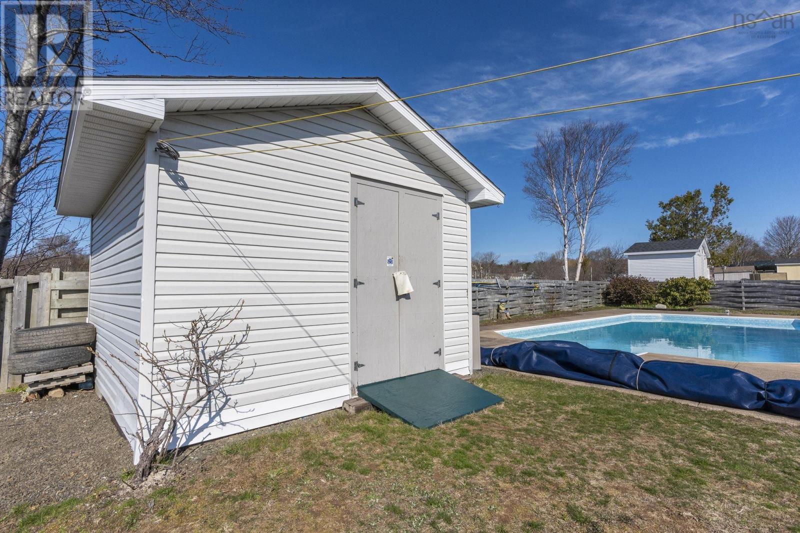 Property 28 of 35 of 29 Queen Street