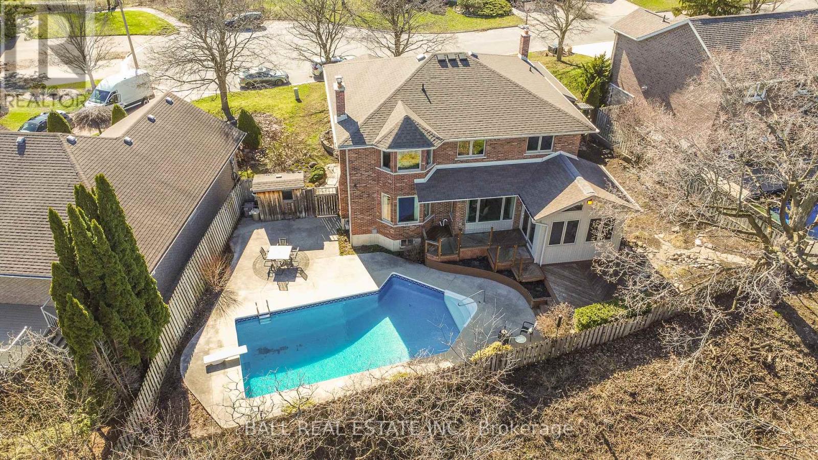 1166 SUMMIT DRIVE — photo 40