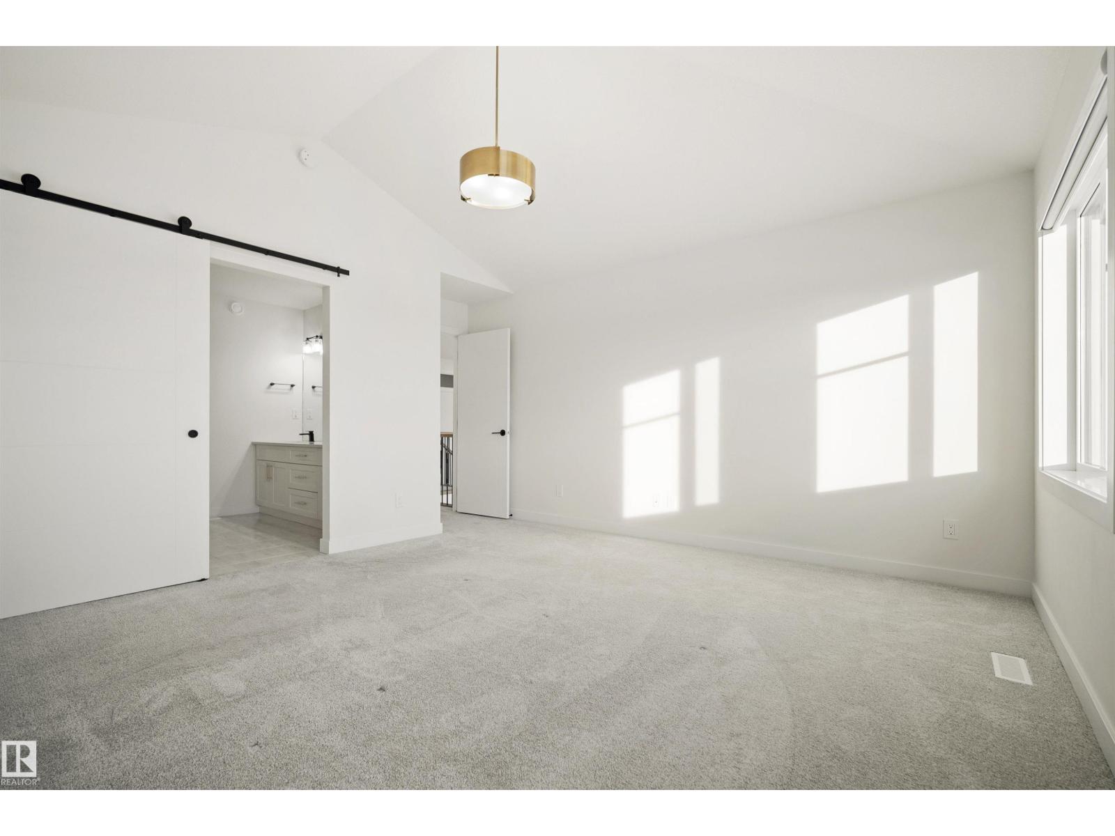 1538 HOWES Place SW - Photo 31
