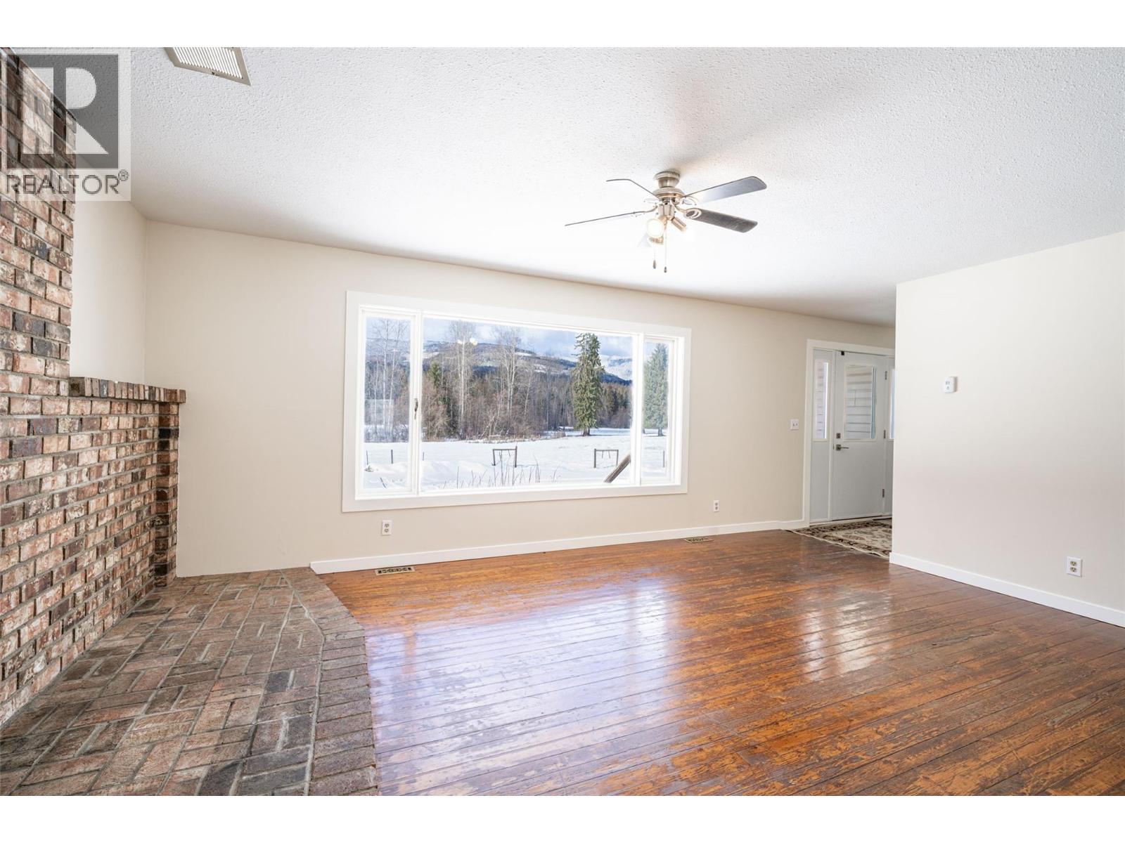 1852 Trinity Valley Road, Lumby