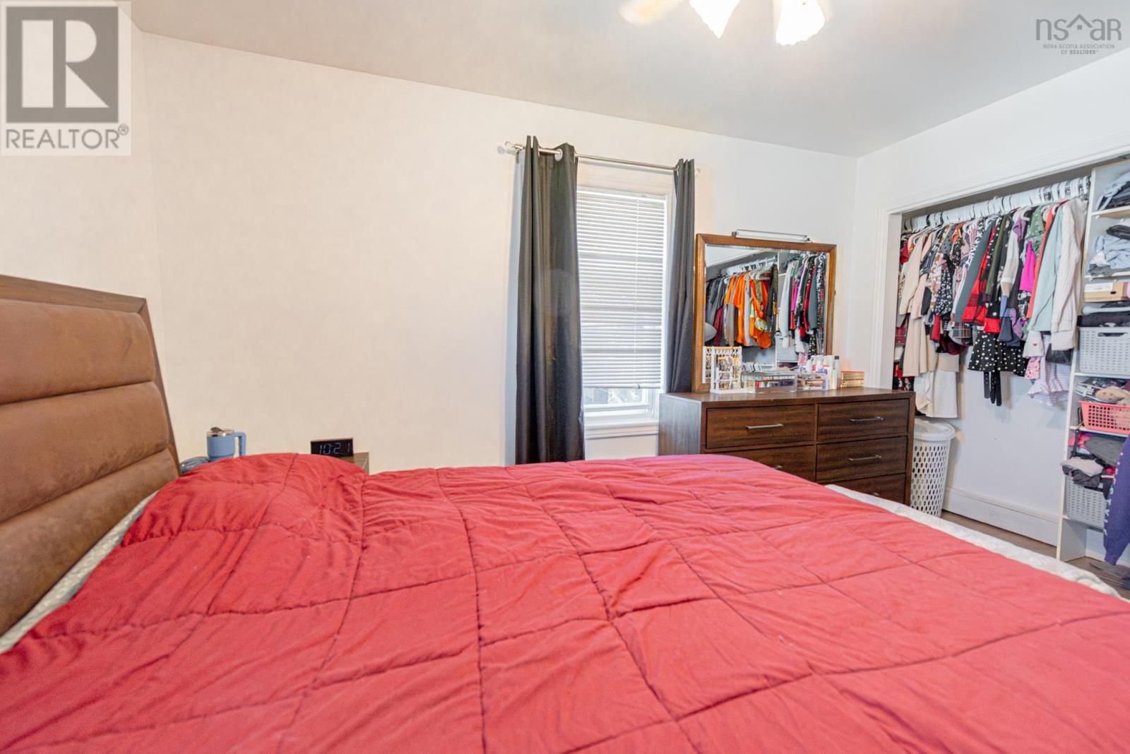 Property 16 of 39 of 494 Lorne Street