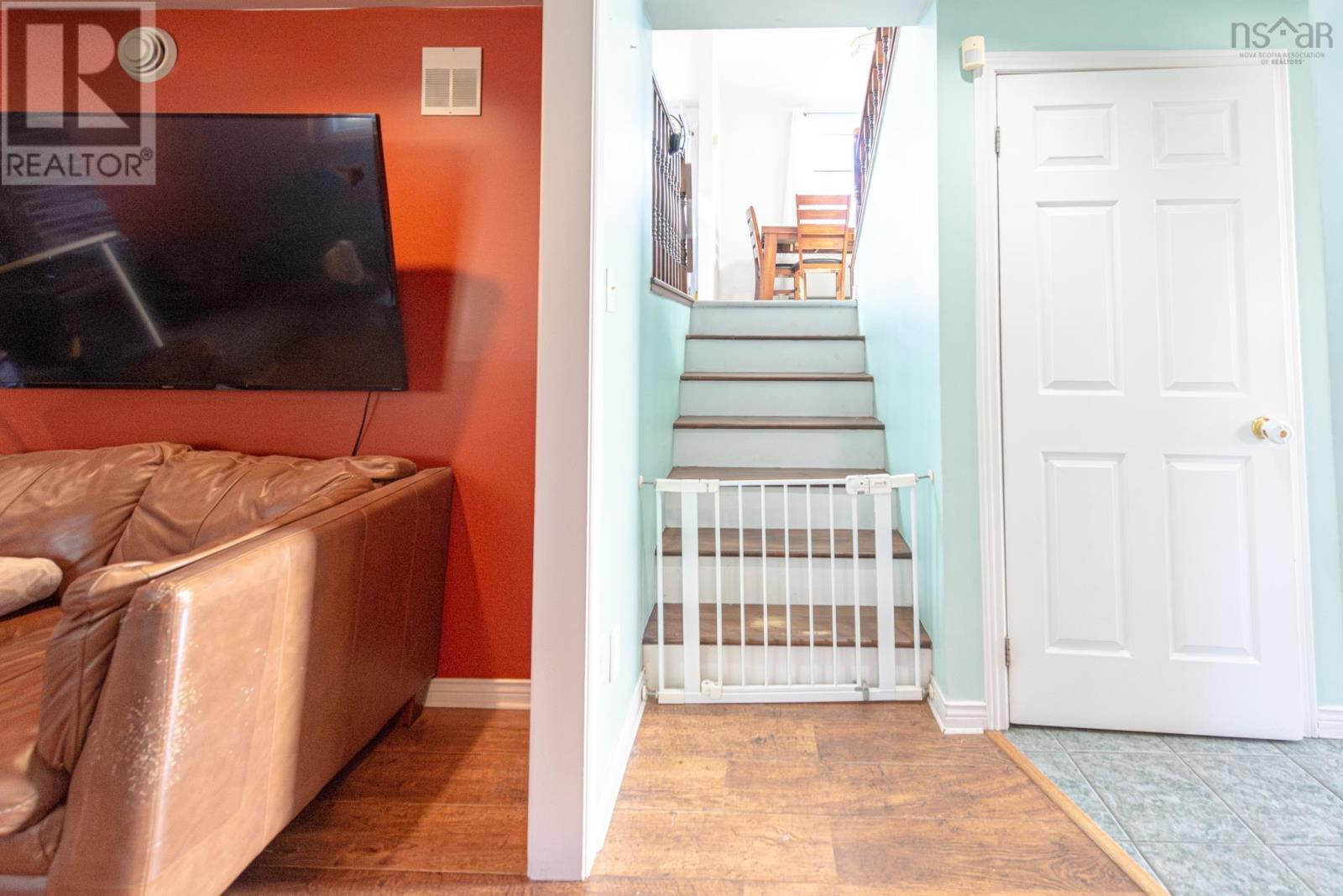 Property 31 of 39 of 494 Lorne Street