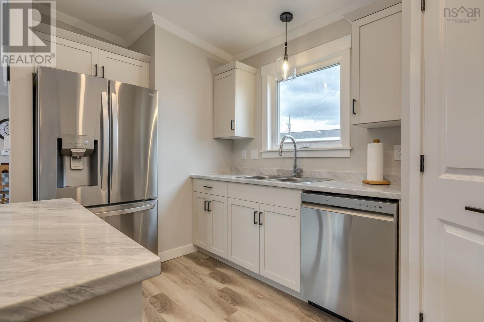 Property 15 of 28 of 38 Halton Drive