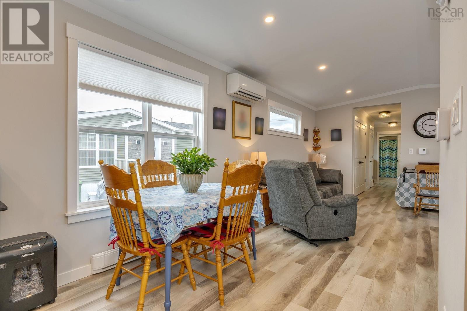 Property 17 of 28 of 38 Halton Drive