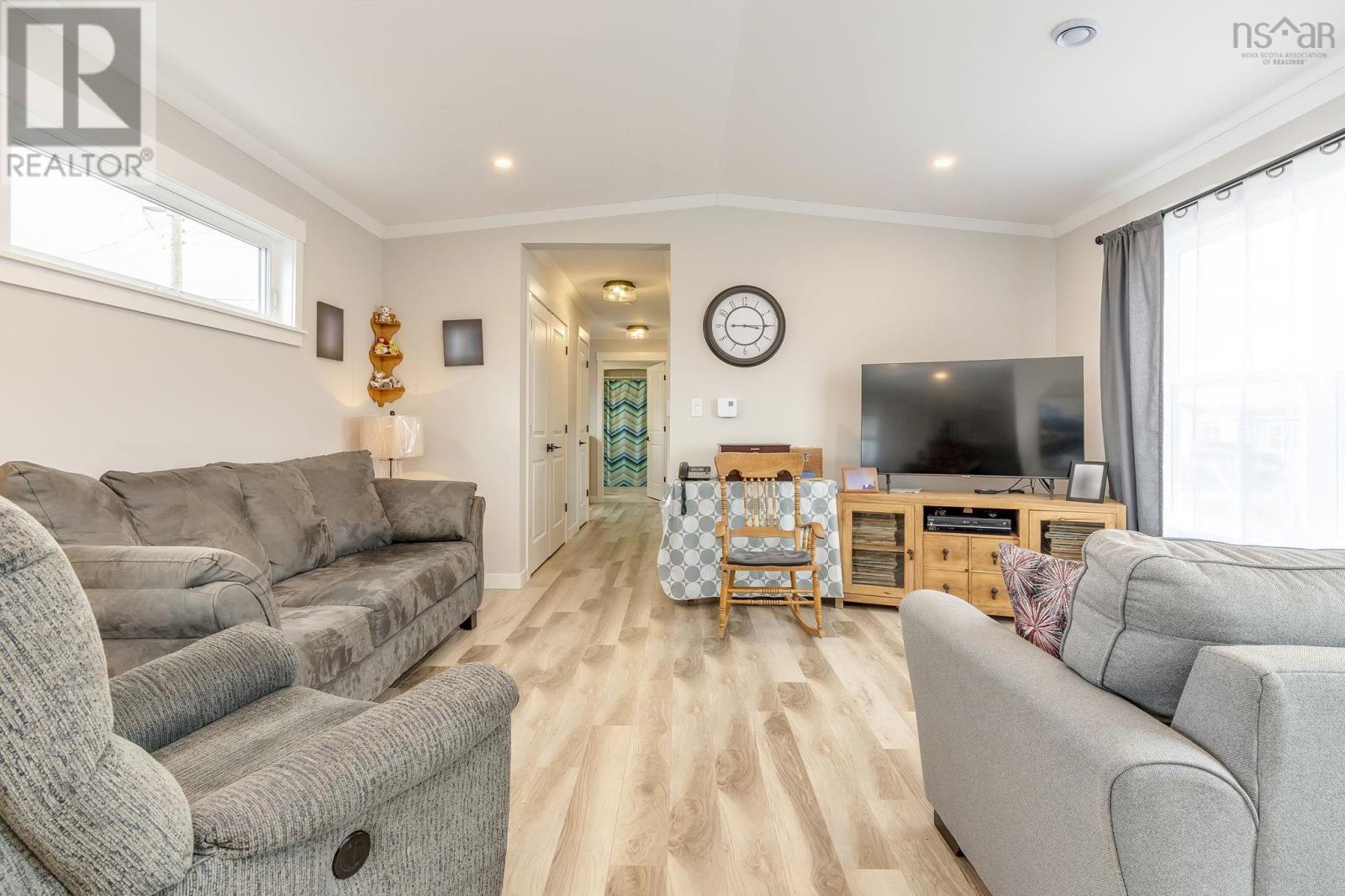 Property 5 of 28 of 38 Halton Drive