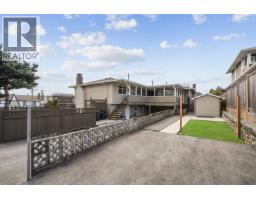 1570 Sperling Avenue, Burnaby, BC V5B4J9 Photo 35