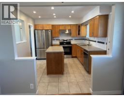 1570 Sperling Avenue, Burnaby, BC V5B4J9 Photo 13