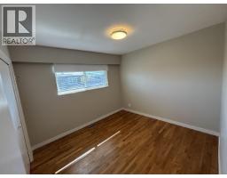 1570 Sperling Avenue, Burnaby, BC V5B4J9 Photo 14
