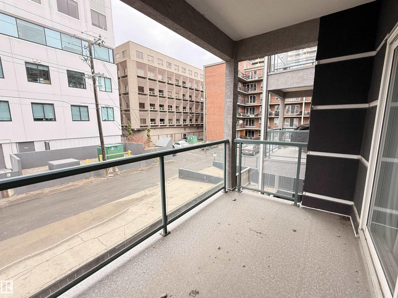 #203 10046 110 ST NW, Edmonton