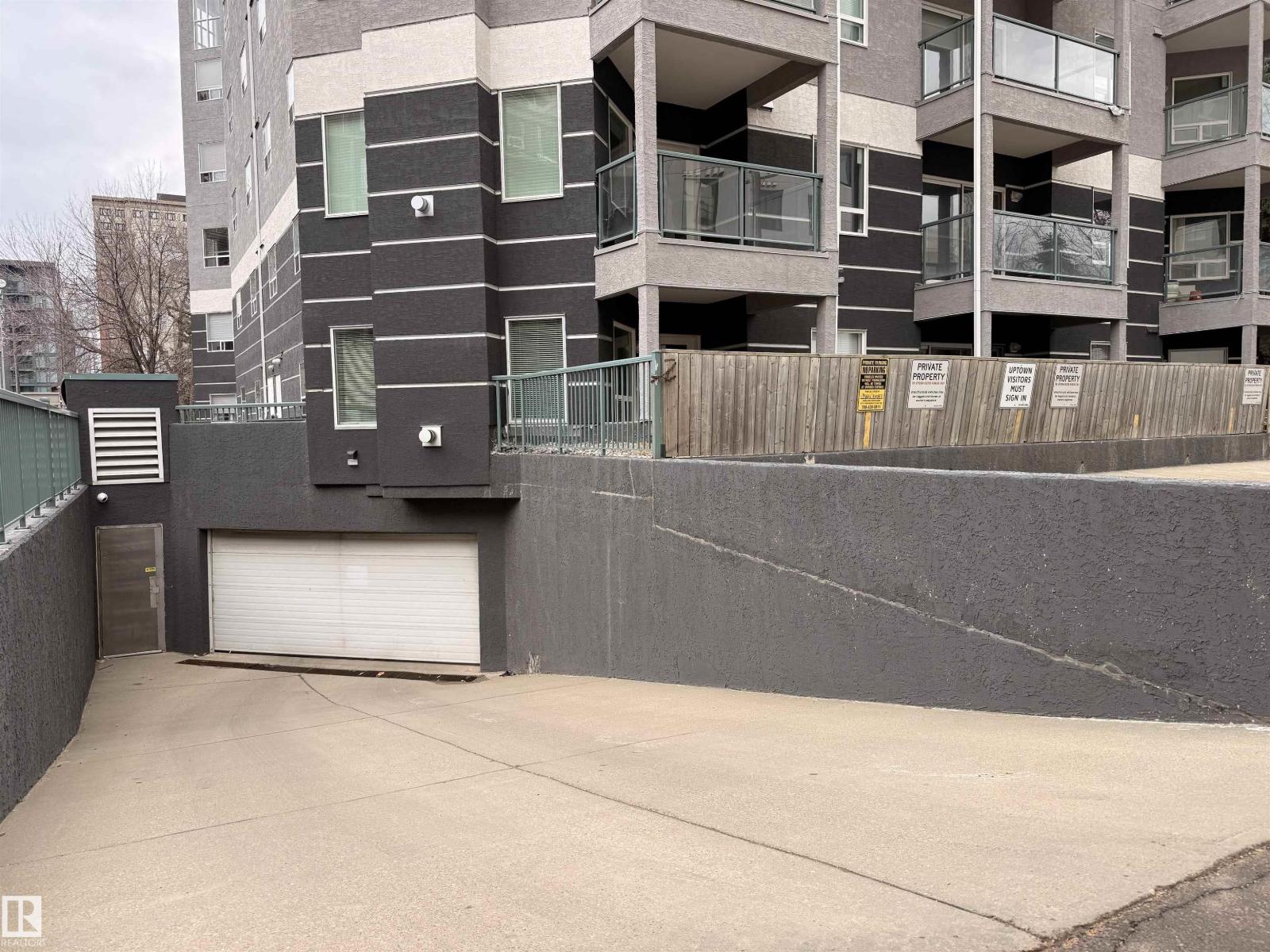 #203 10046 110 ST NW, Edmonton