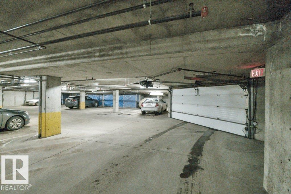 #203 10046 110 ST NW, Edmonton