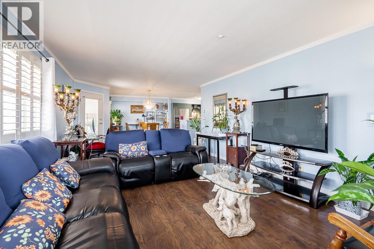 301 19128 FORD ROAD, Pitt Meadows