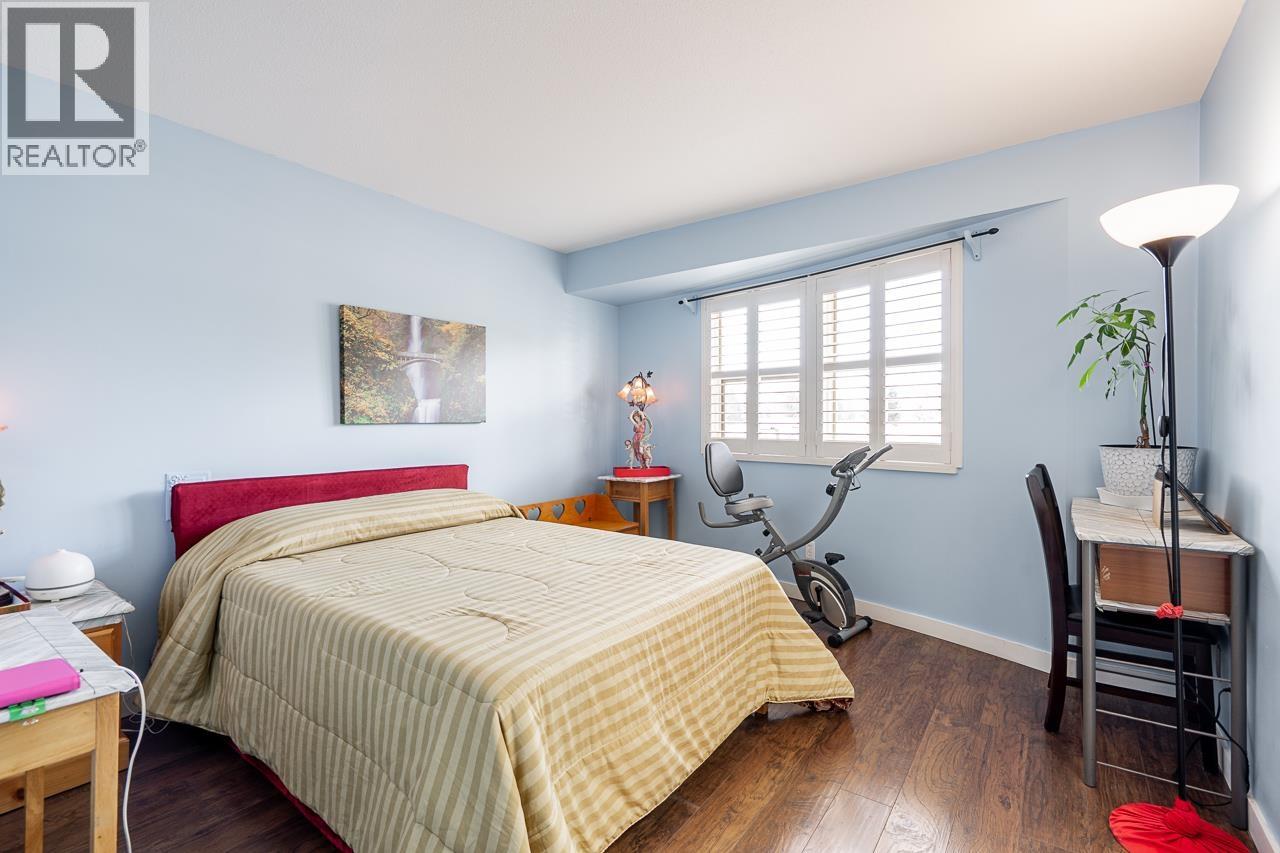 301 19128 FORD ROAD, Pitt Meadows