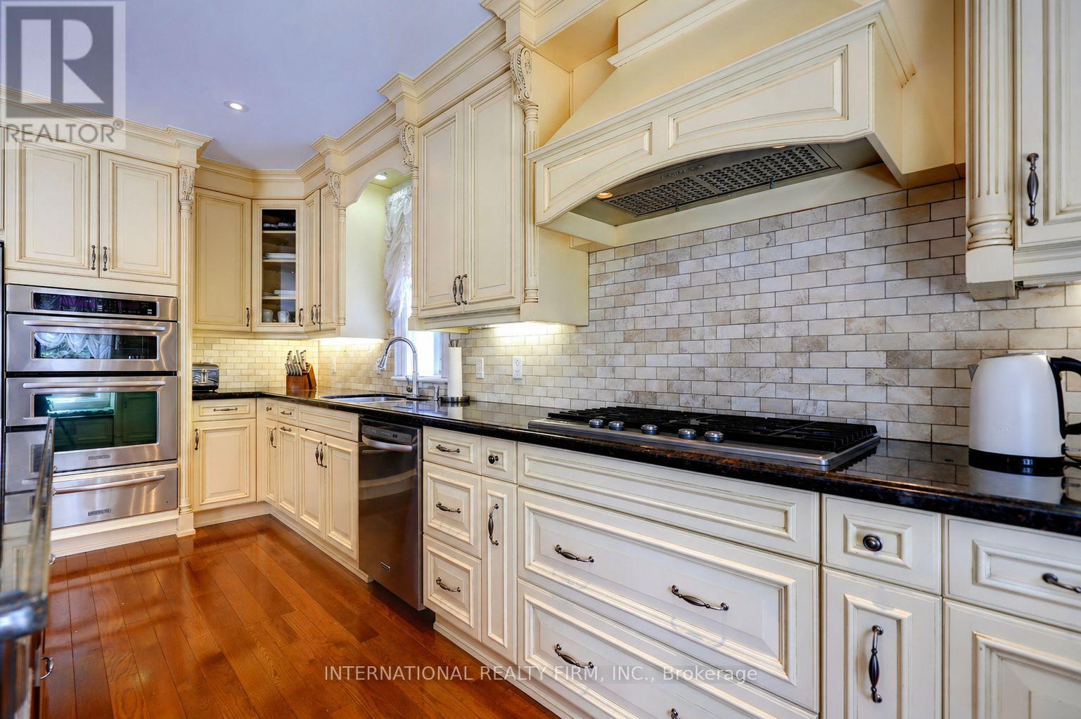 3496 BURNINGOAK CRESCENT - 12