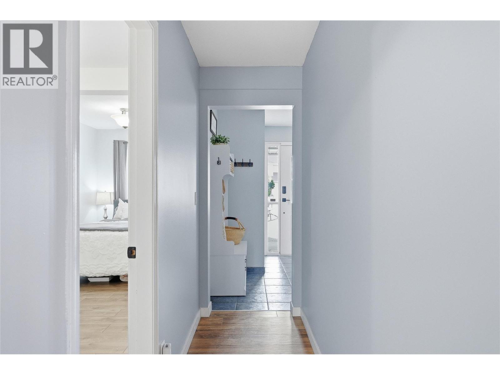 418 MALAHAT Place - 31