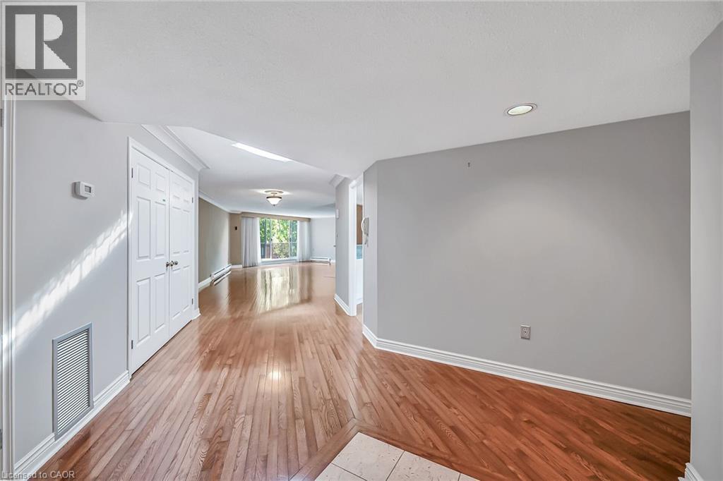 150 WILSON Street W Unit# PH1, Ancaster, Ontario, L9G4E7 — Photo 2