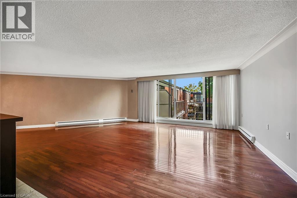 150 WILSON Street W Unit# PH1, Ancaster, Ontario, L9G4E7 — Photo 8