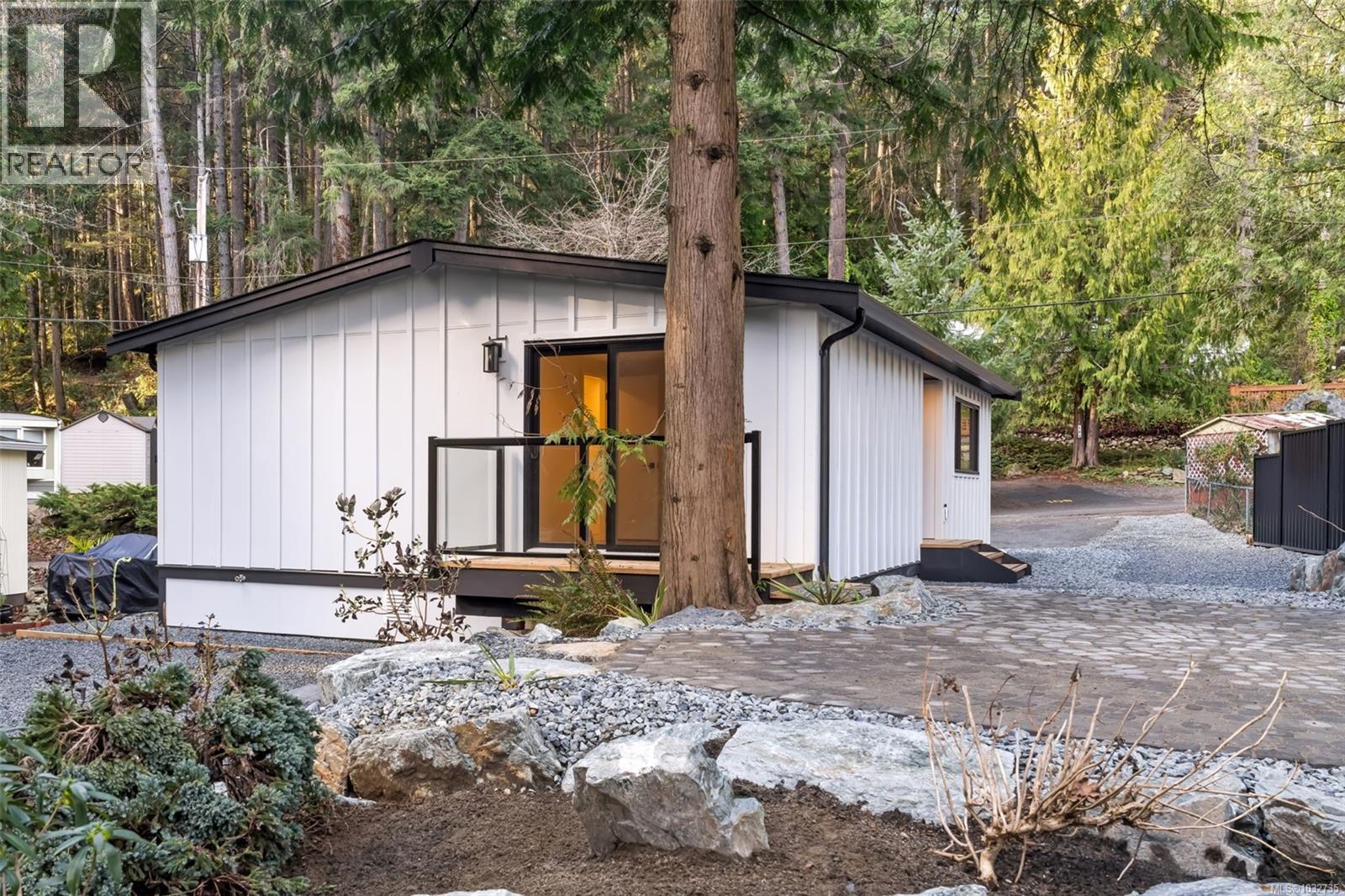 #110 2500 Florence Lake Rd - 25