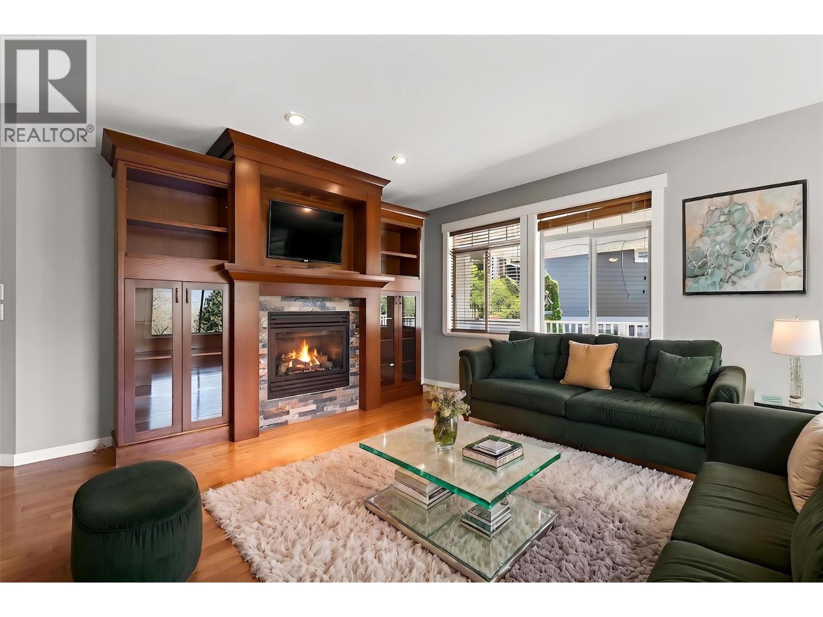 1291 23 Avenue SW - 19