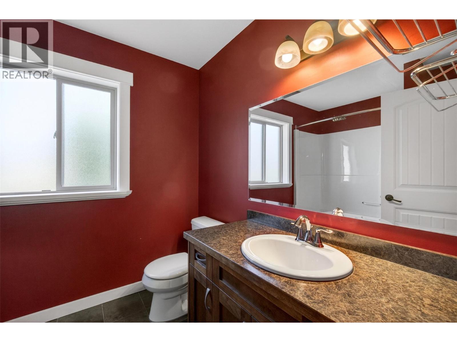1291 23 Avenue SW - 55