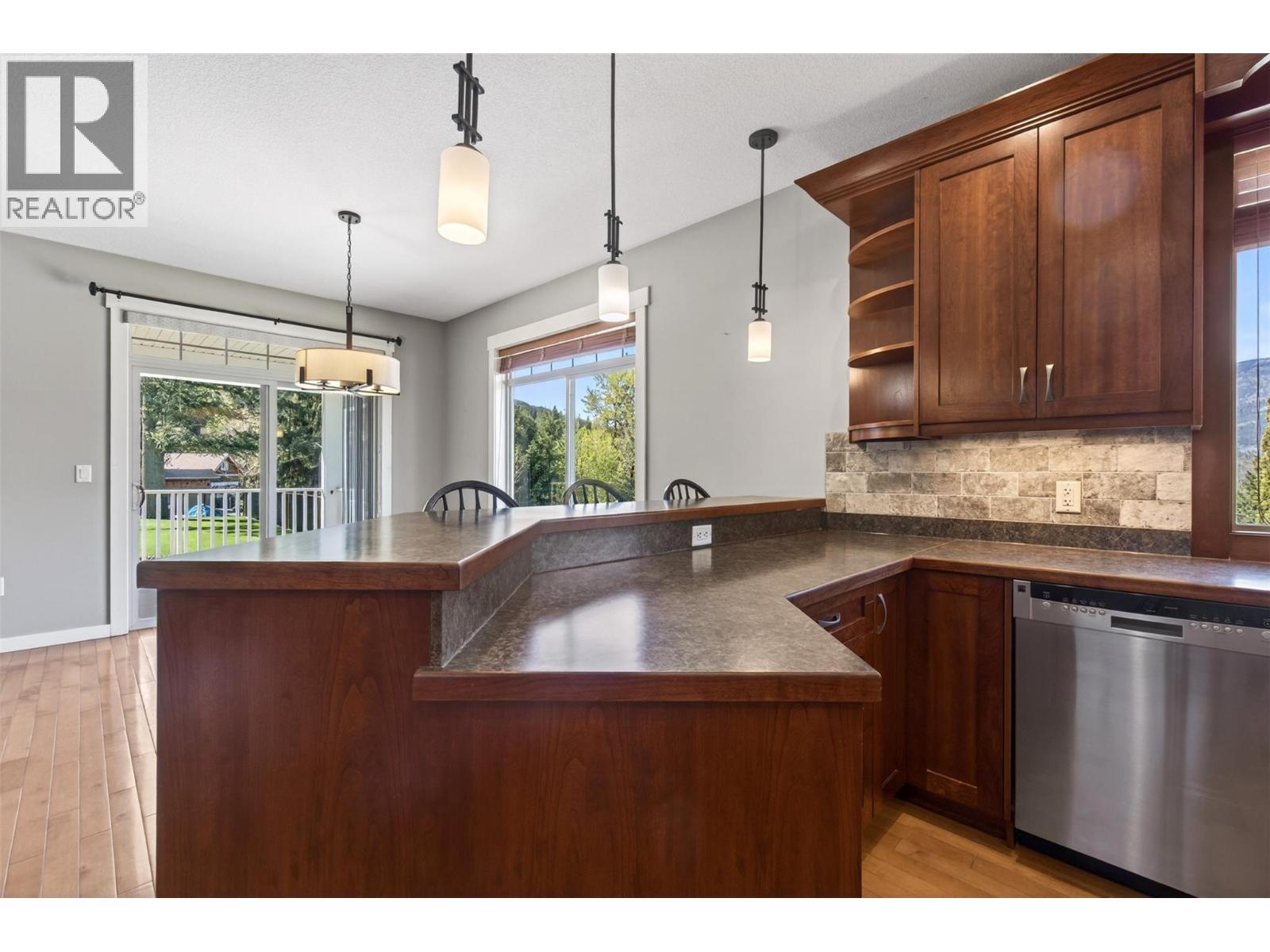 1291 23 Avenue SW, Salmon Arm