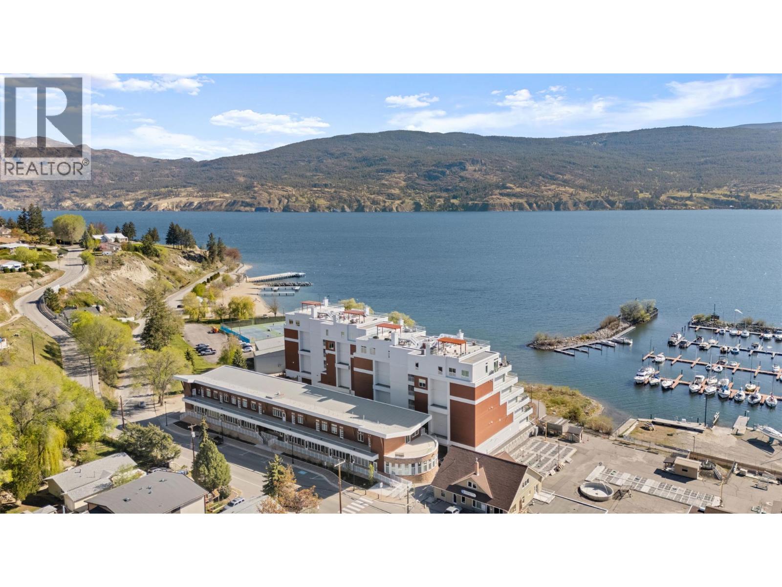 13417 Lakeshore Drive S Unit# 207, Summerland