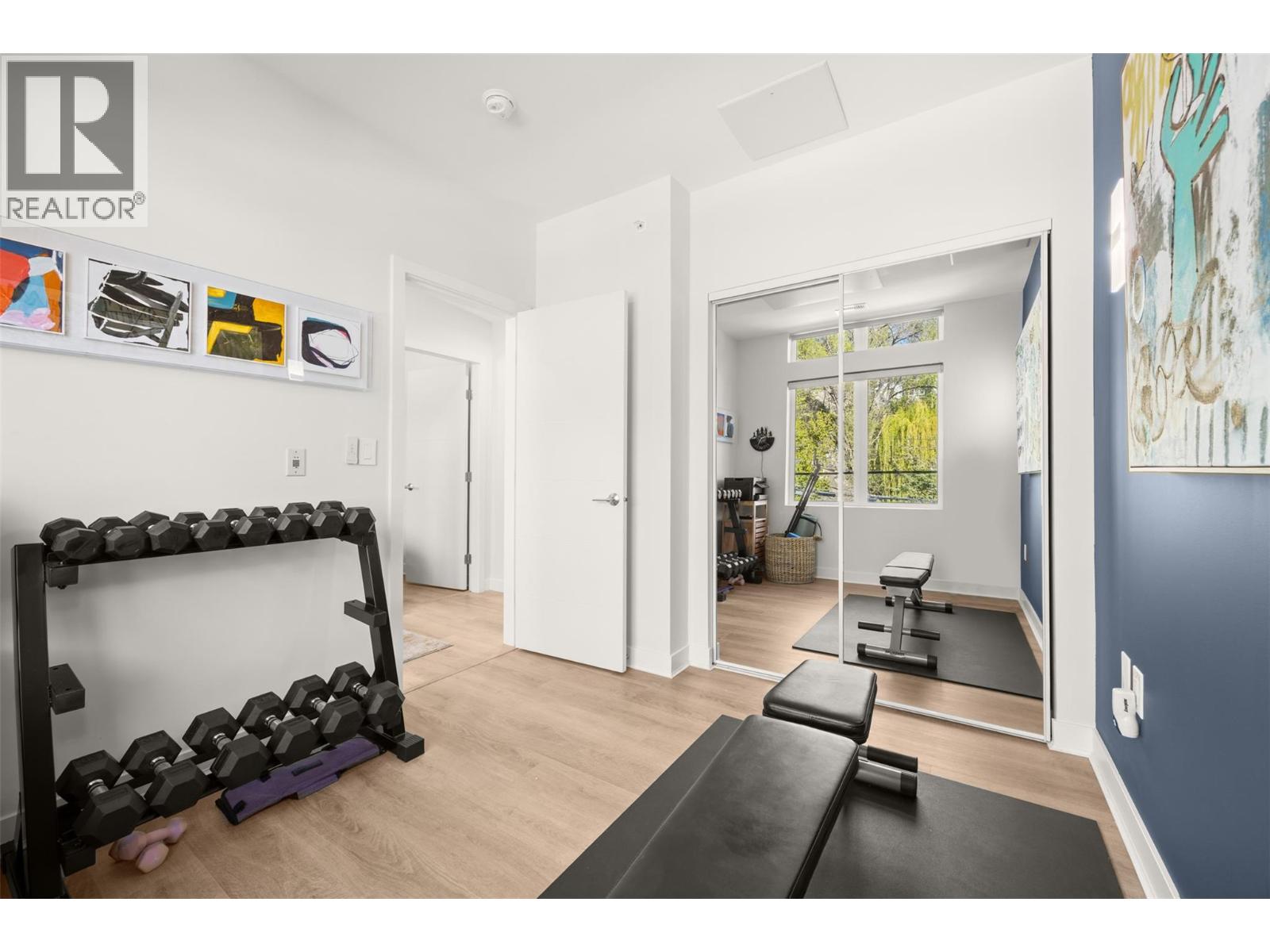 13417 Lakeshore Drive S Unit# 207, Summerland