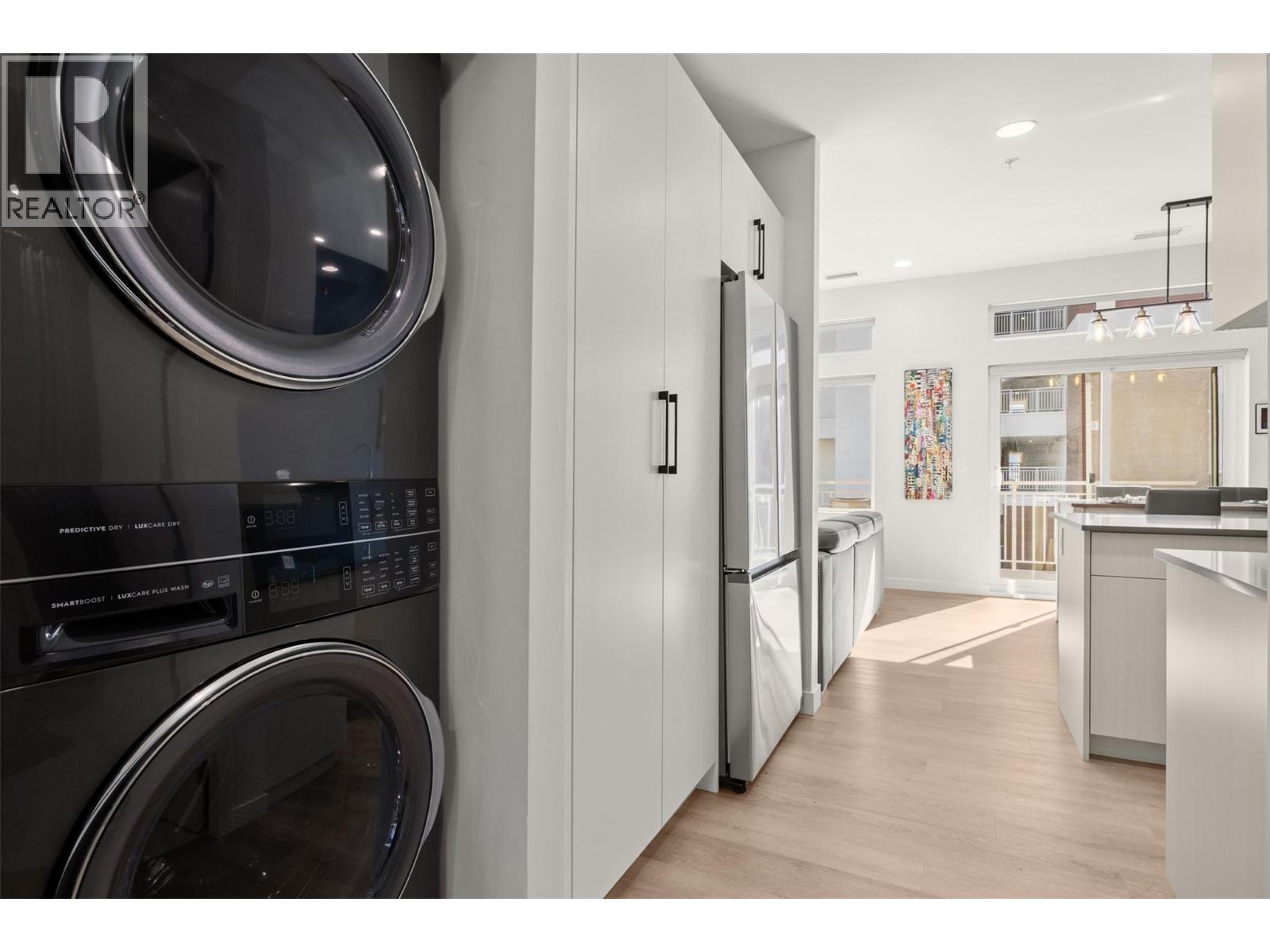 13417 Lakeshore Drive S Unit# 207, Summerland