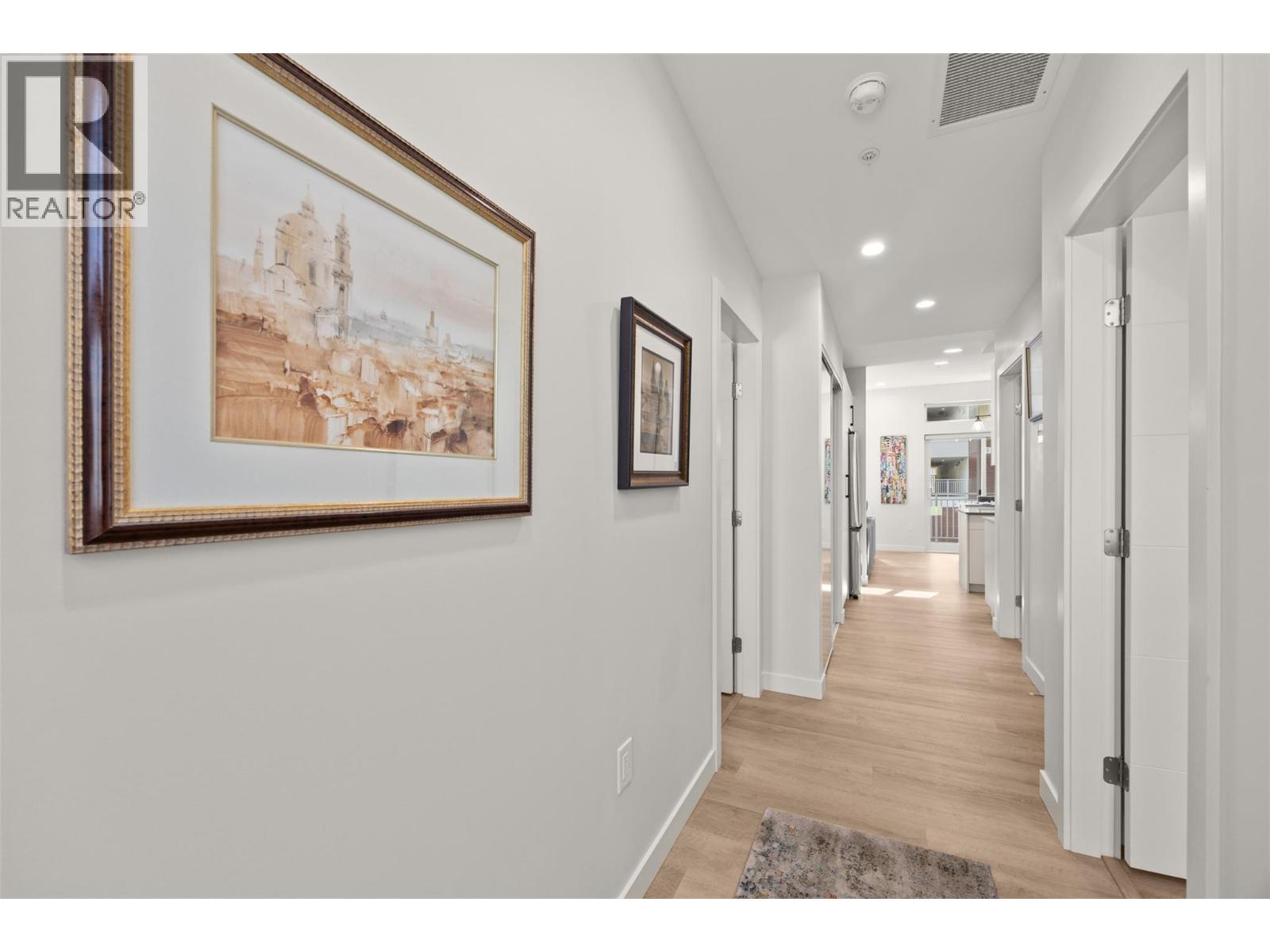 13417 Lakeshore Drive S Unit# 207, Summerland