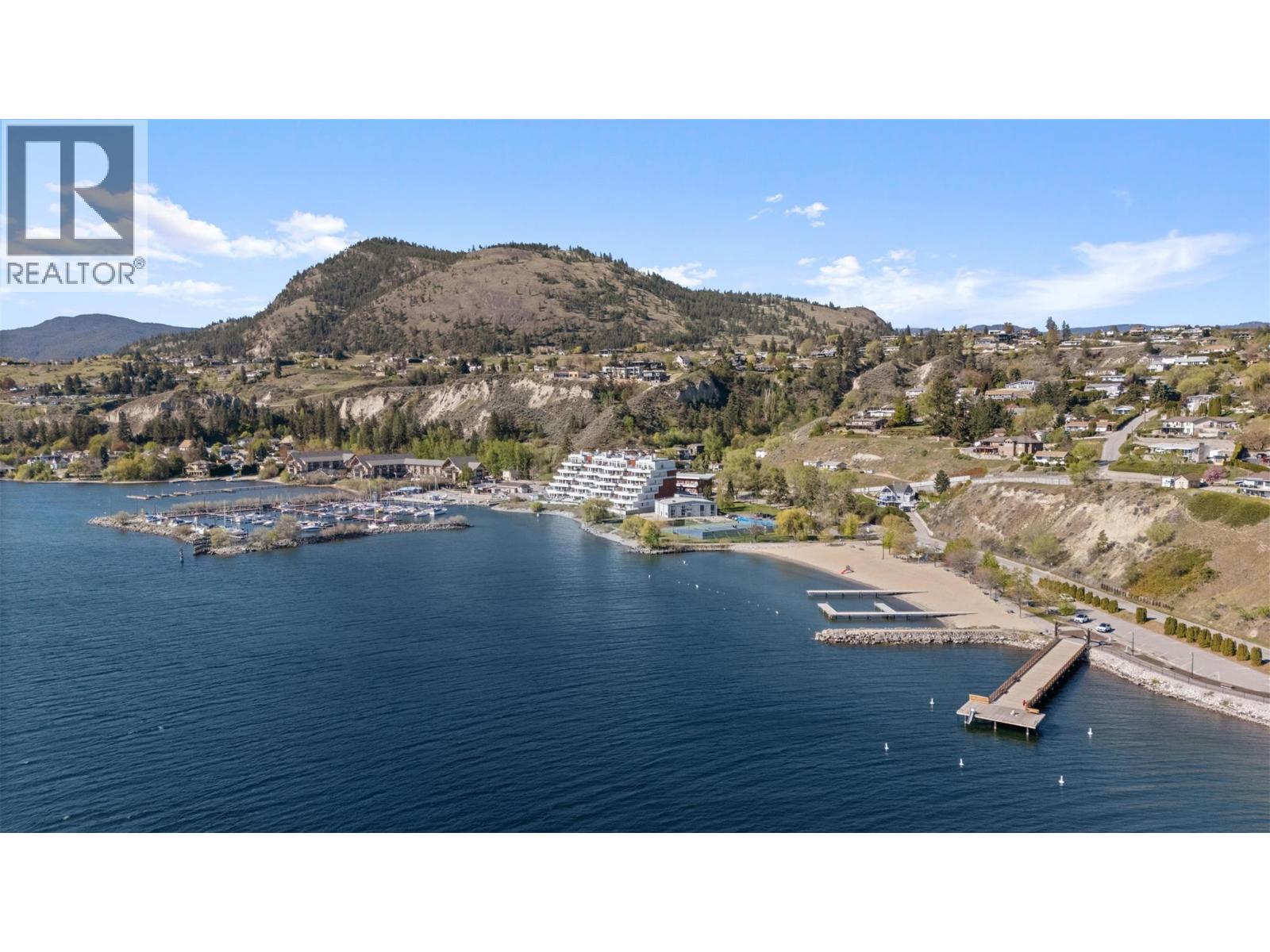13417 Lakeshore Drive S Unit# 207, Summerland